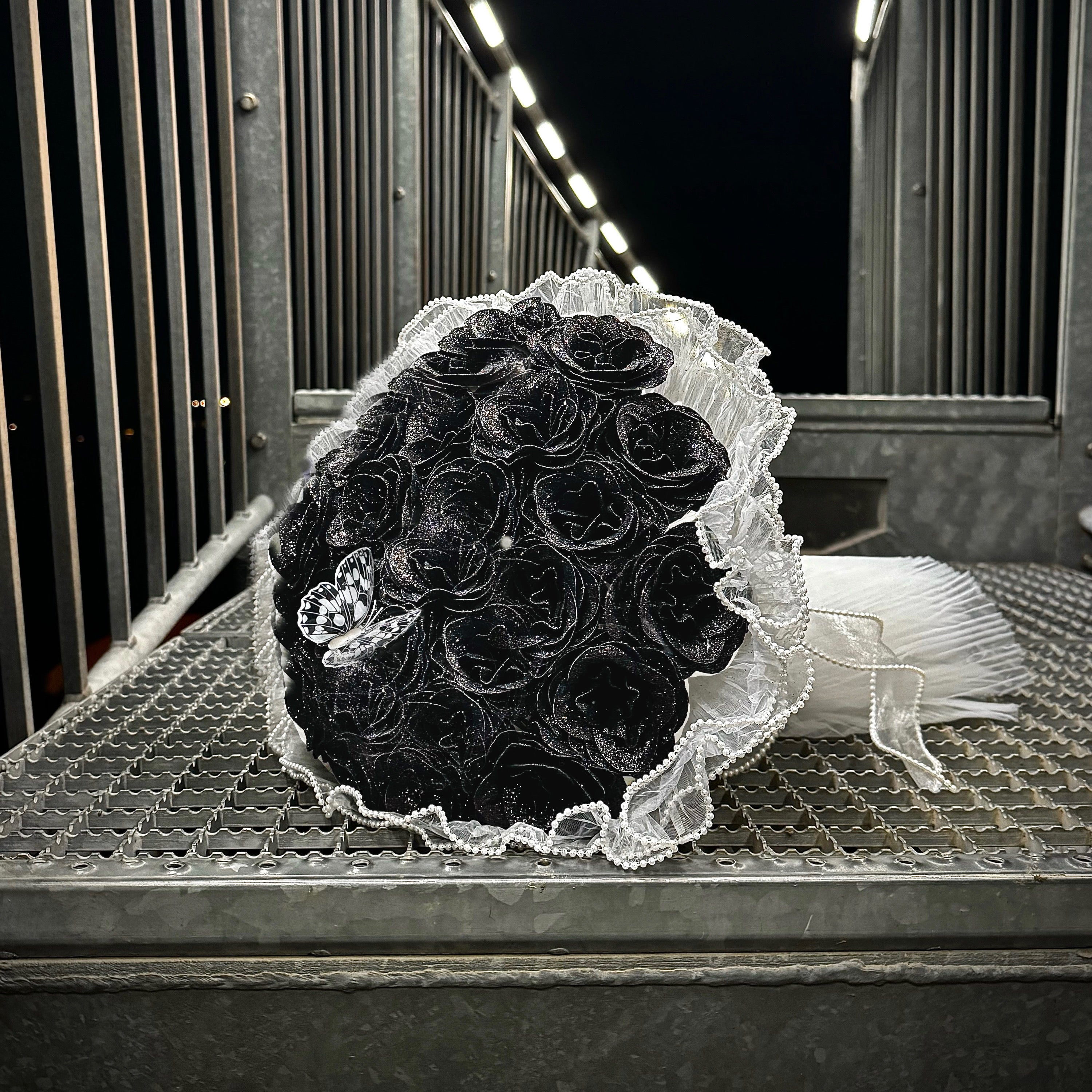 Glitzer-Rosenstrauß