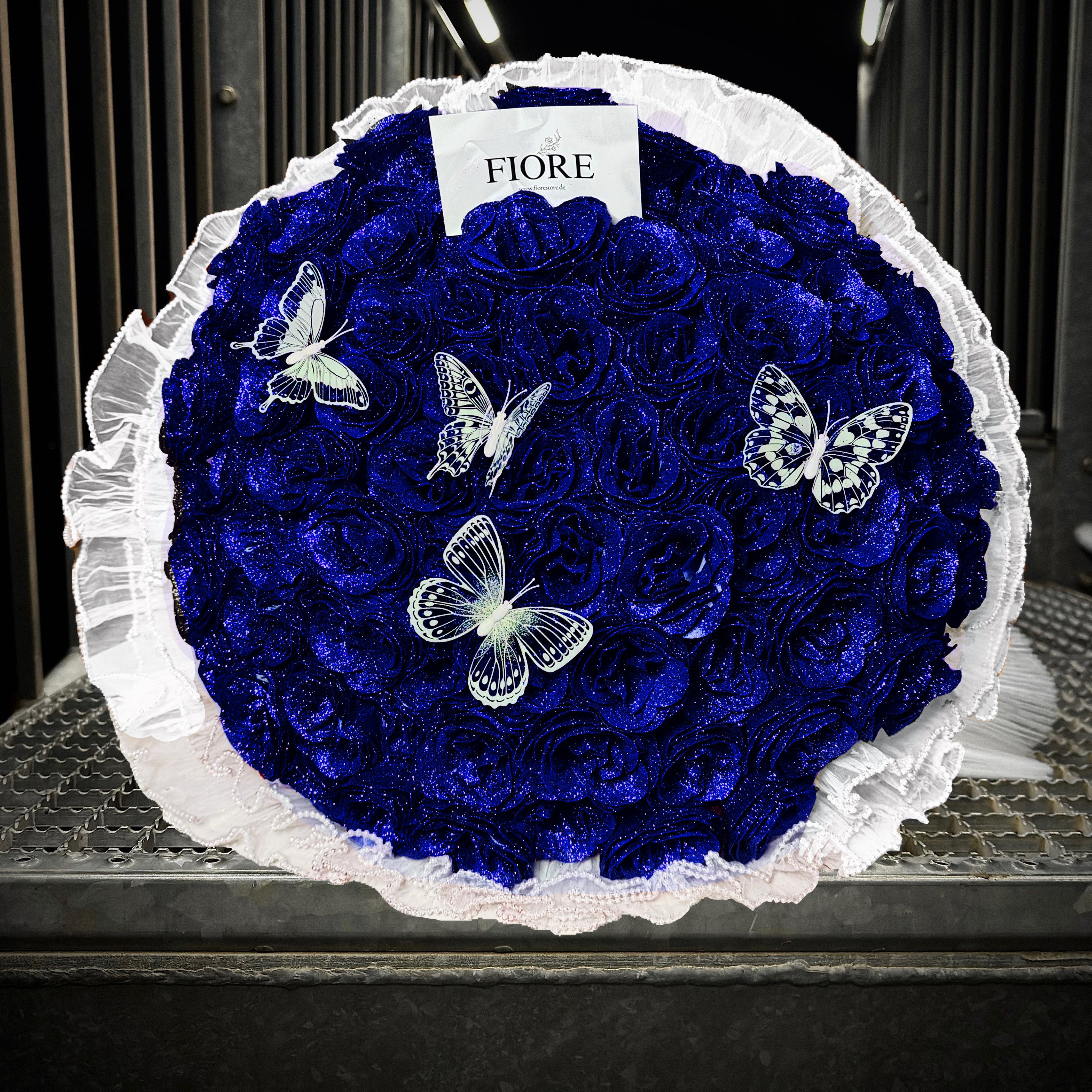 Glitzer-Rosenstrauß